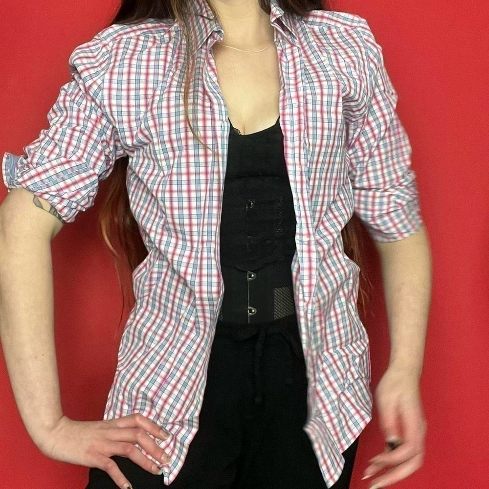 Pink and blue checkered button up 🩷🩵​​​​​​​​​​​​​​​​​ - Picture 4 of 5